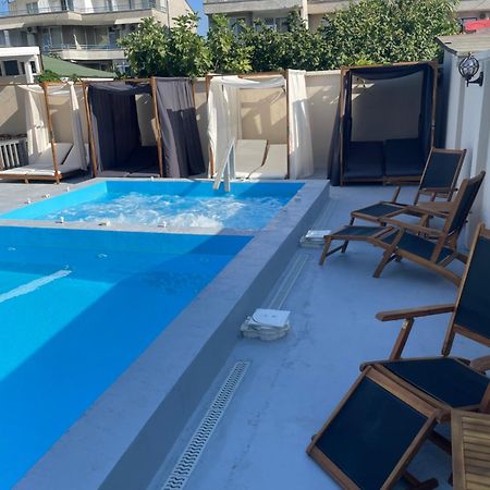 Family Hotel Malibu Черноморець Екстер'єр фото