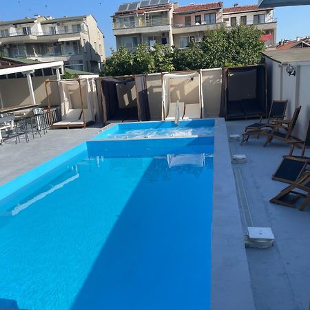 Family Hotel Malibu Черноморець Екстер'єр фото