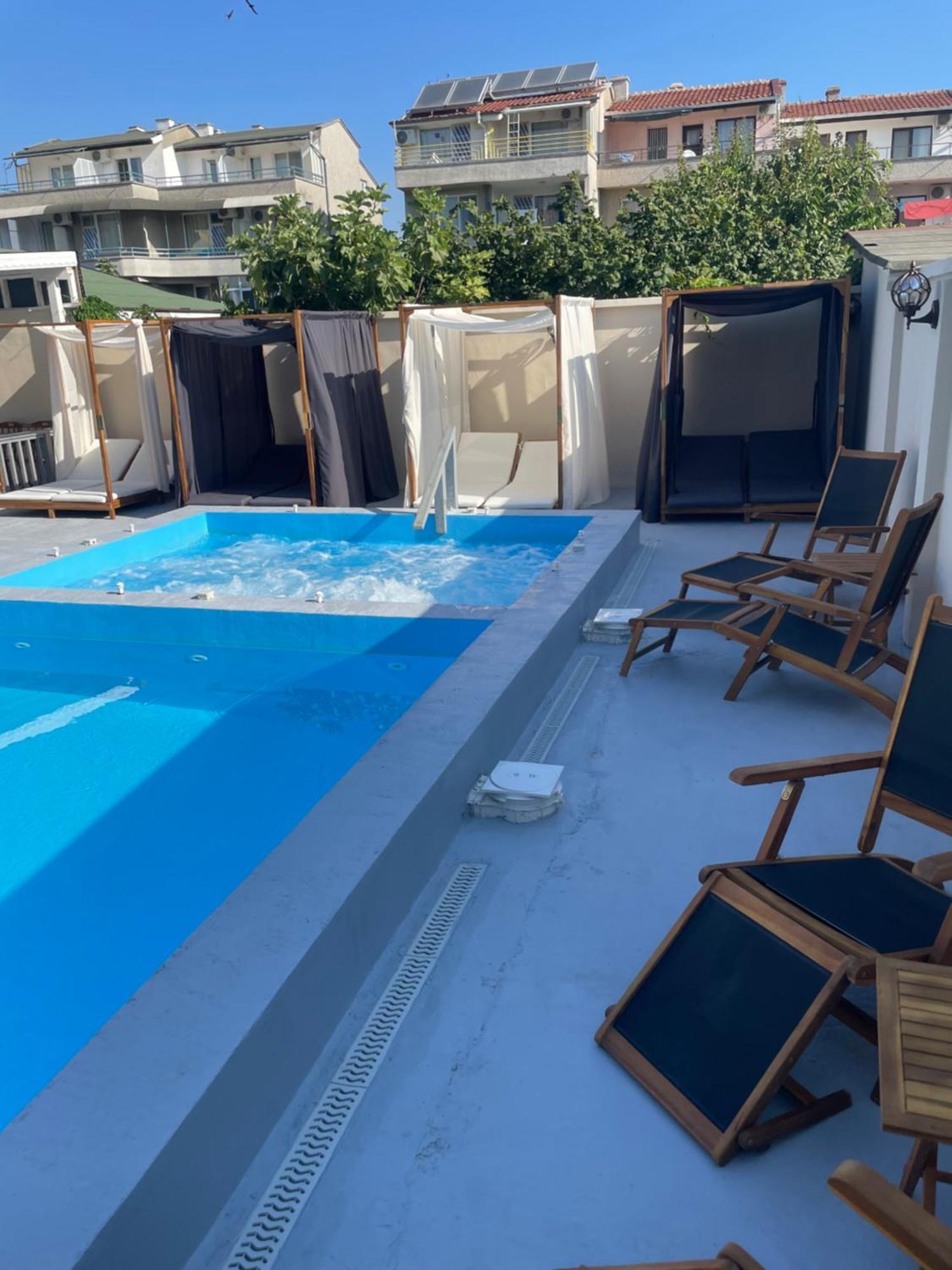Family Hotel Malibu Черноморець Екстер'єр фото
